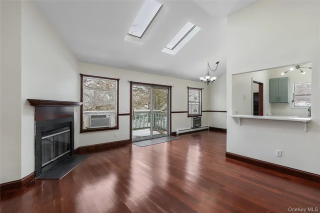 $279,000 | 8 Lexington Hills Road, Unit 5, Harriman, NY 10926