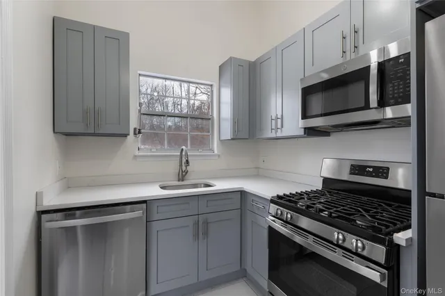 $279,000 | 8 Lexington Hills Road, Unit 5, Harriman, NY 10926