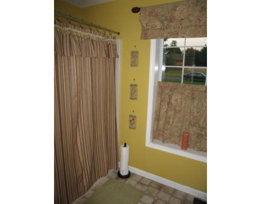 12 Revere Road Southwick, MA 01077 - Photo 7 of 16 Gallery Image 7