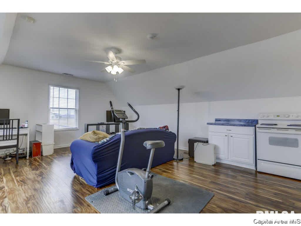 920 Fraase Road New Berlin, IL 62670 - Photo 21 of 34 Gallery Image 21