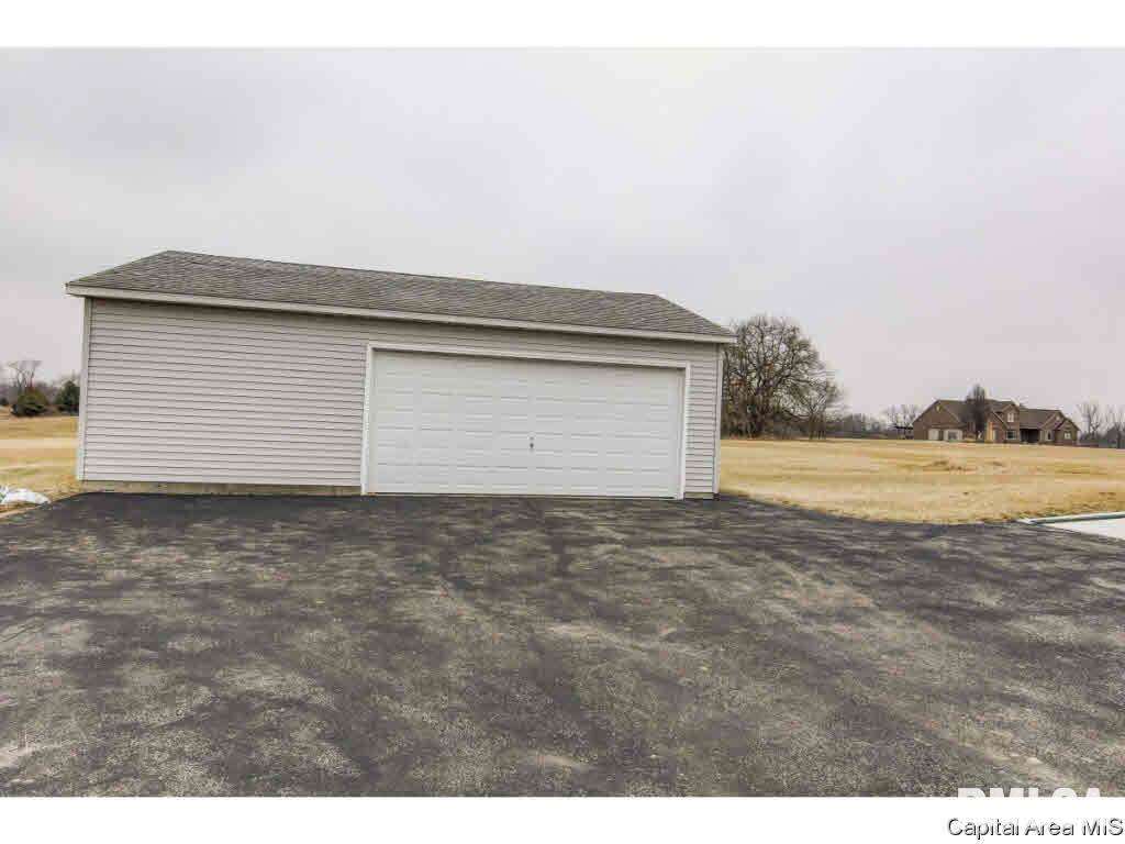 920 Fraase Road New Berlin, IL 62670 - Photo 28 of 34 Gallery Image 28