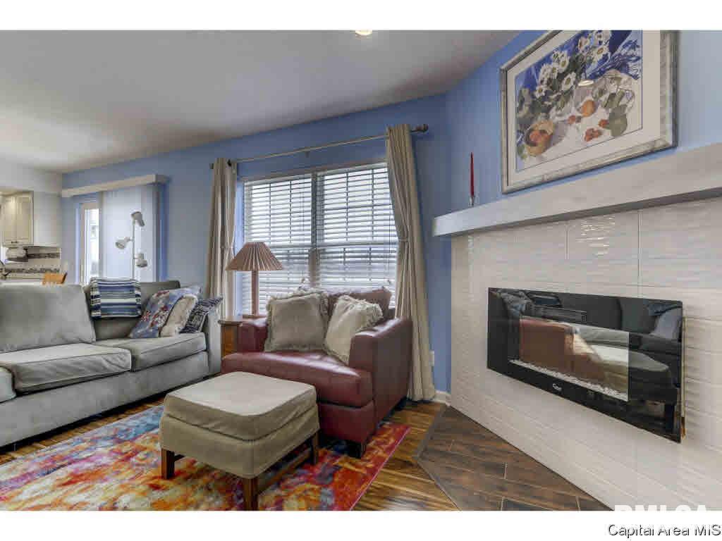 920 Fraase Road New Berlin, IL 62670 - Photo 3 of 34 Gallery Image 3
