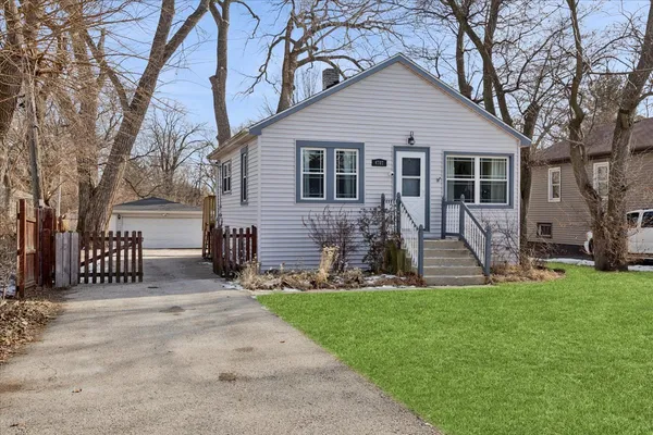 $335,000 | 4707 River Drive, Lisle, IL 60532
