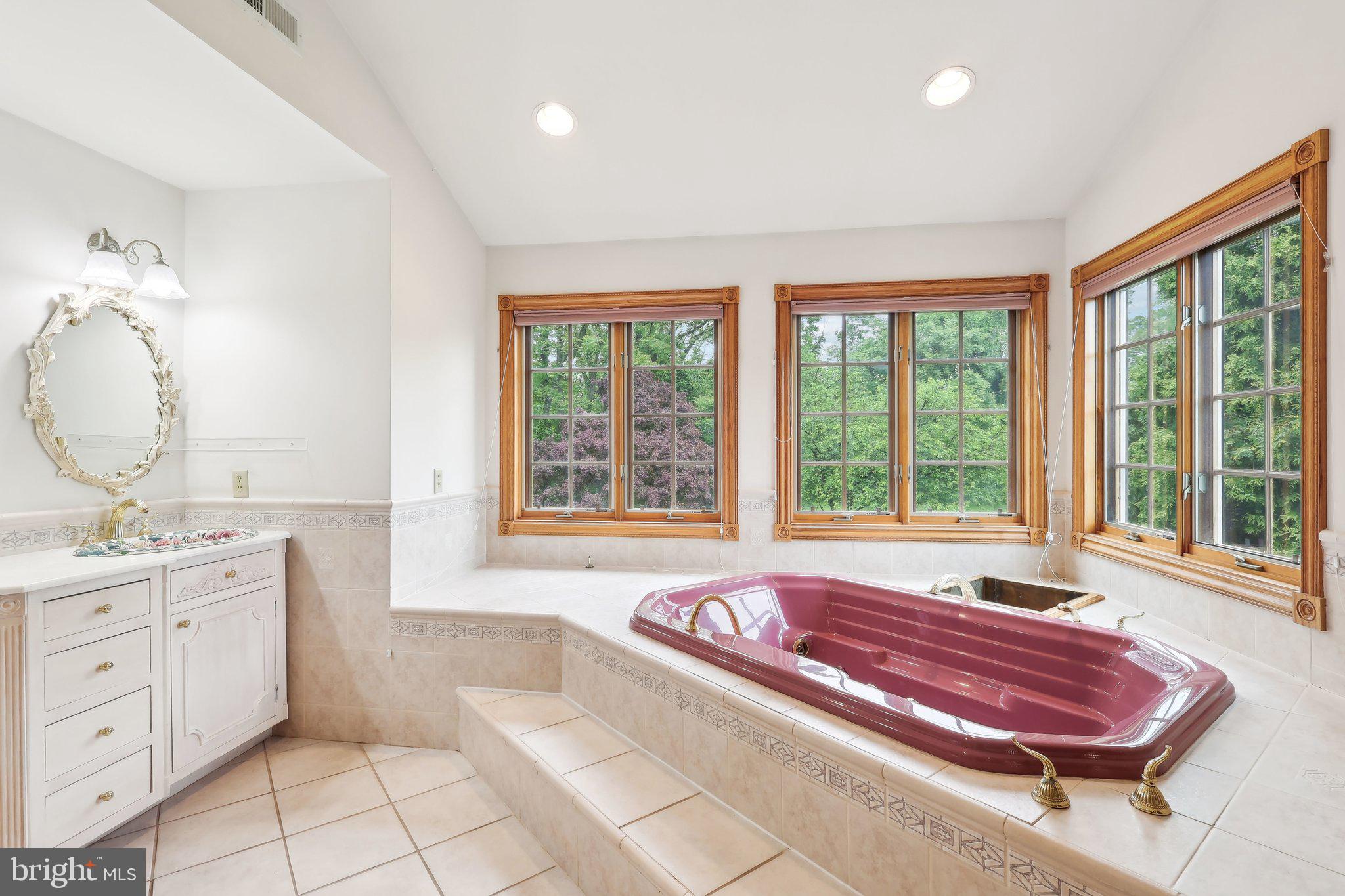 2619 New Falls Road Bristol, PA 19007 - Photo 29 of 69 Primary Bathroom