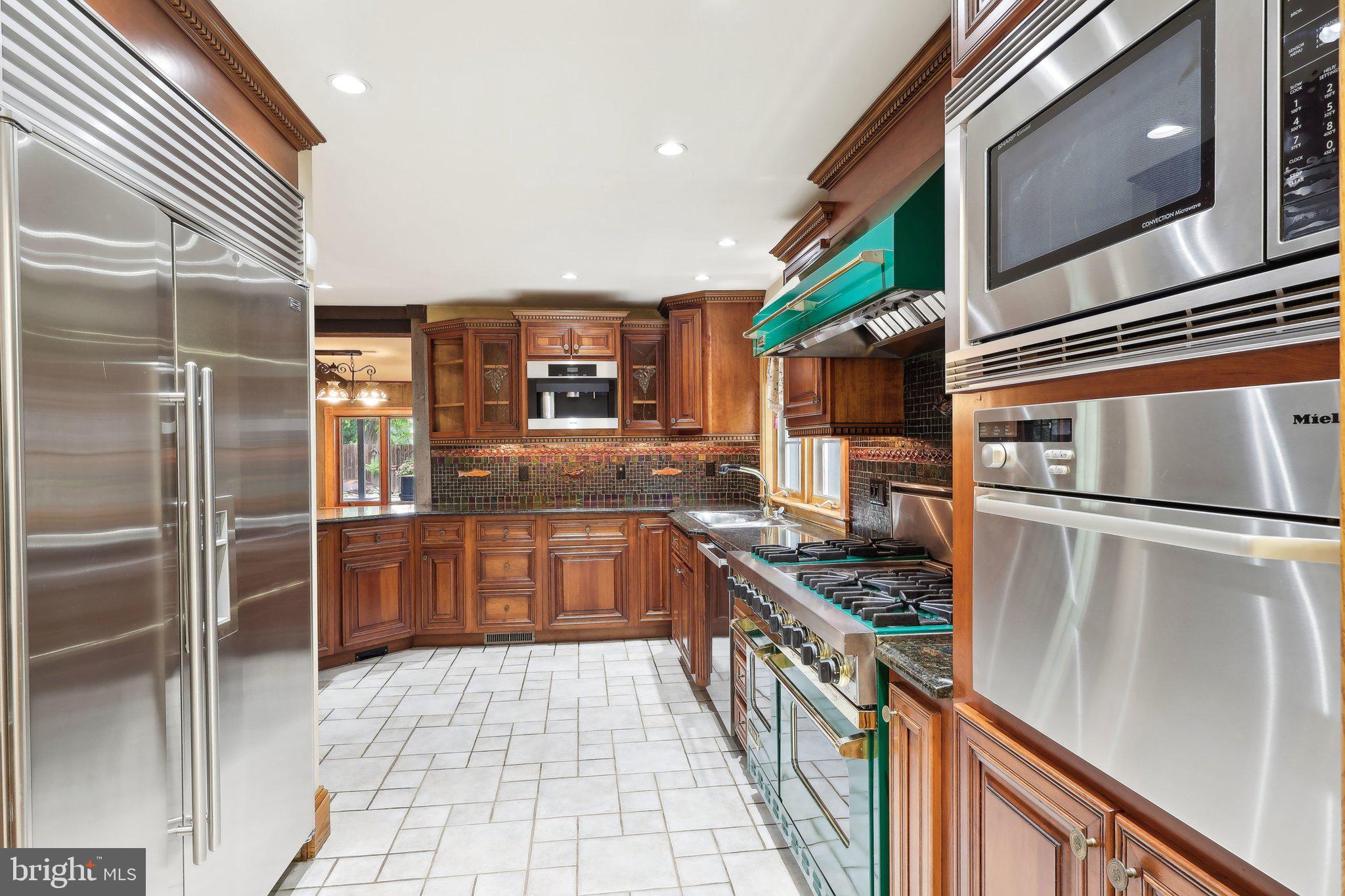 2619 New Falls Road Bristol, PA 19007 - Photo 5 of 69 Kitchen