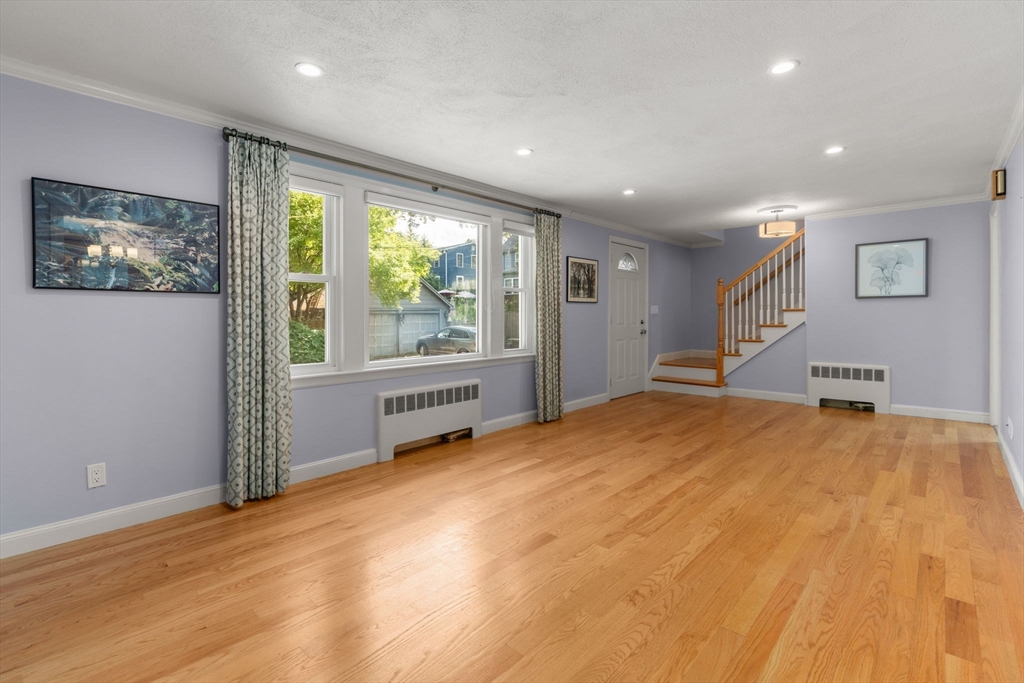 105 Pine Ridge Road Medford, MA 02155 - Photo 7 of 23