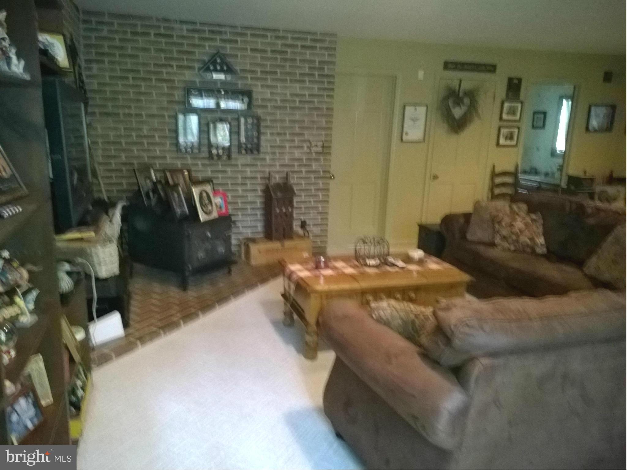 2011 Hughes Shop Road Westminster, MD 21158 - Photo 14 of 27 Family Room