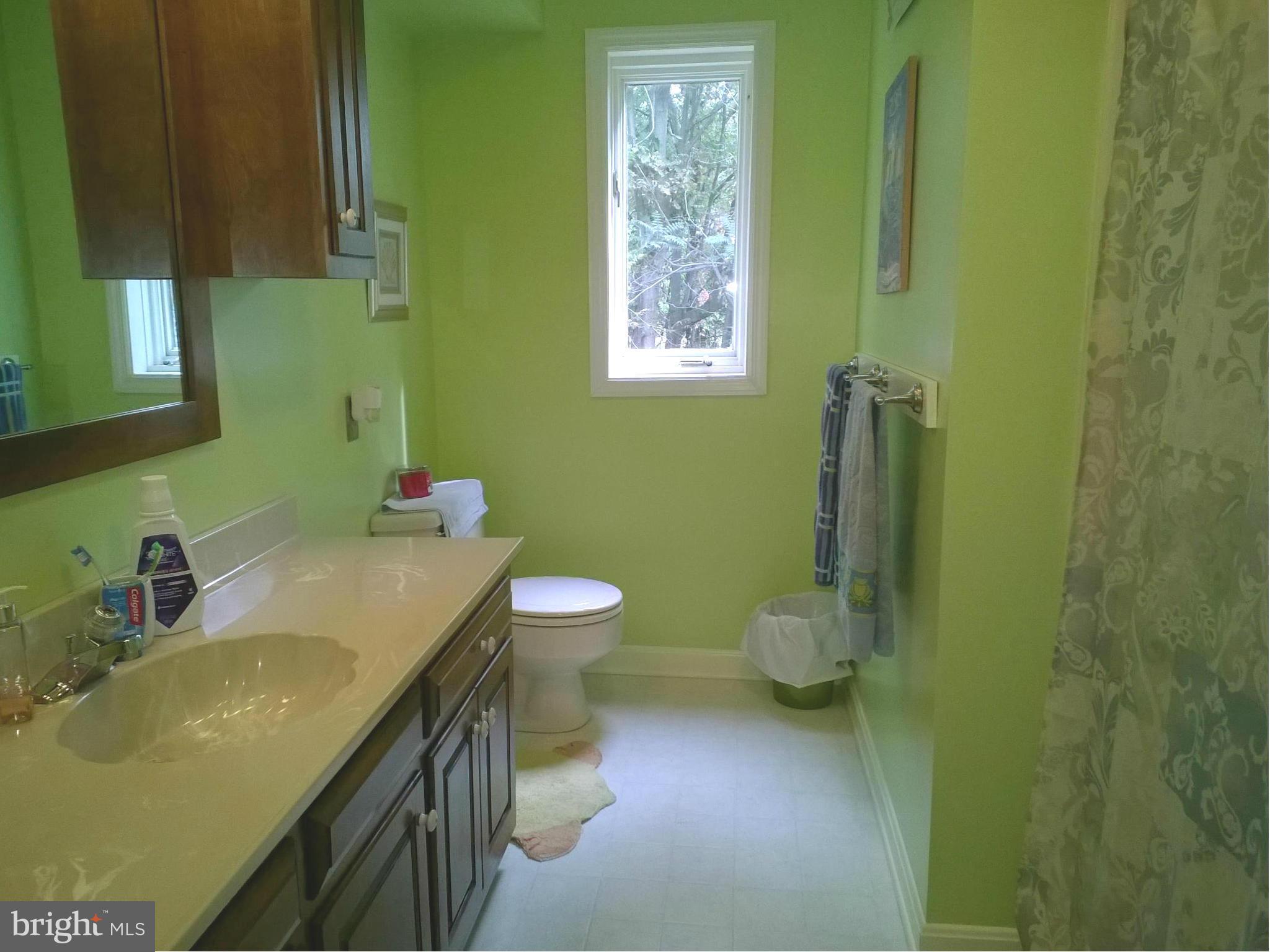 2011 Hughes Shop Road Westminster, MD 21158 - Photo 22 of 27 Bath