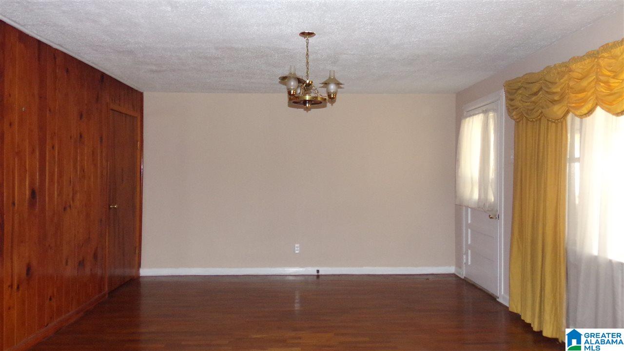 410 Eastern Valley Road Bessemer, AL 35020 - Photo 19 of 32
