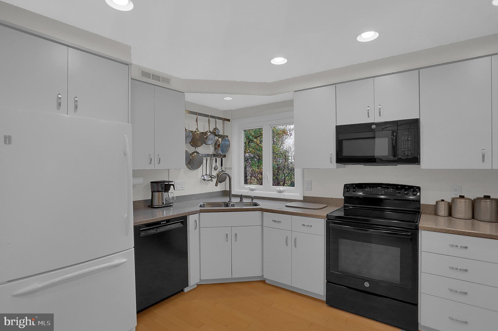 2224 Dover Road Harrisburg, PA 17110 - Photo 10 of 44 Gallery Image 10