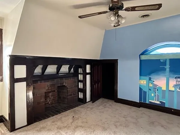 a view of a interior of the house