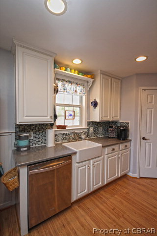 2735 Shell Road Gloucester, VA 23061 - Photo 10 of 25