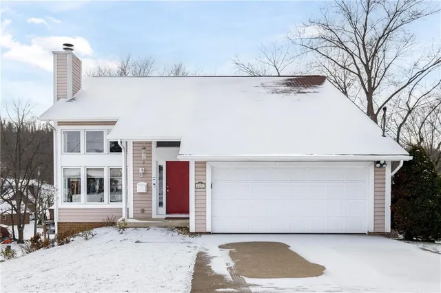 $399,000 | 45 Spring Valley Drive, Washington, PA 15301