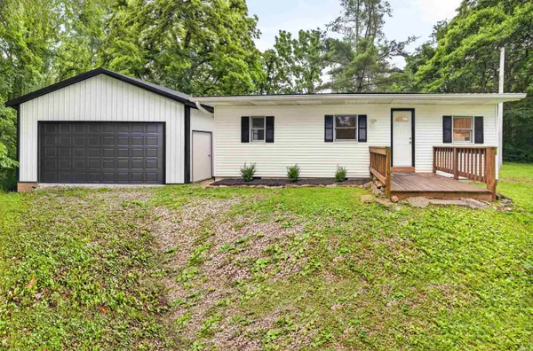 $209,900 | 6352 West Woodland Road, Ellettsville, IN 47429