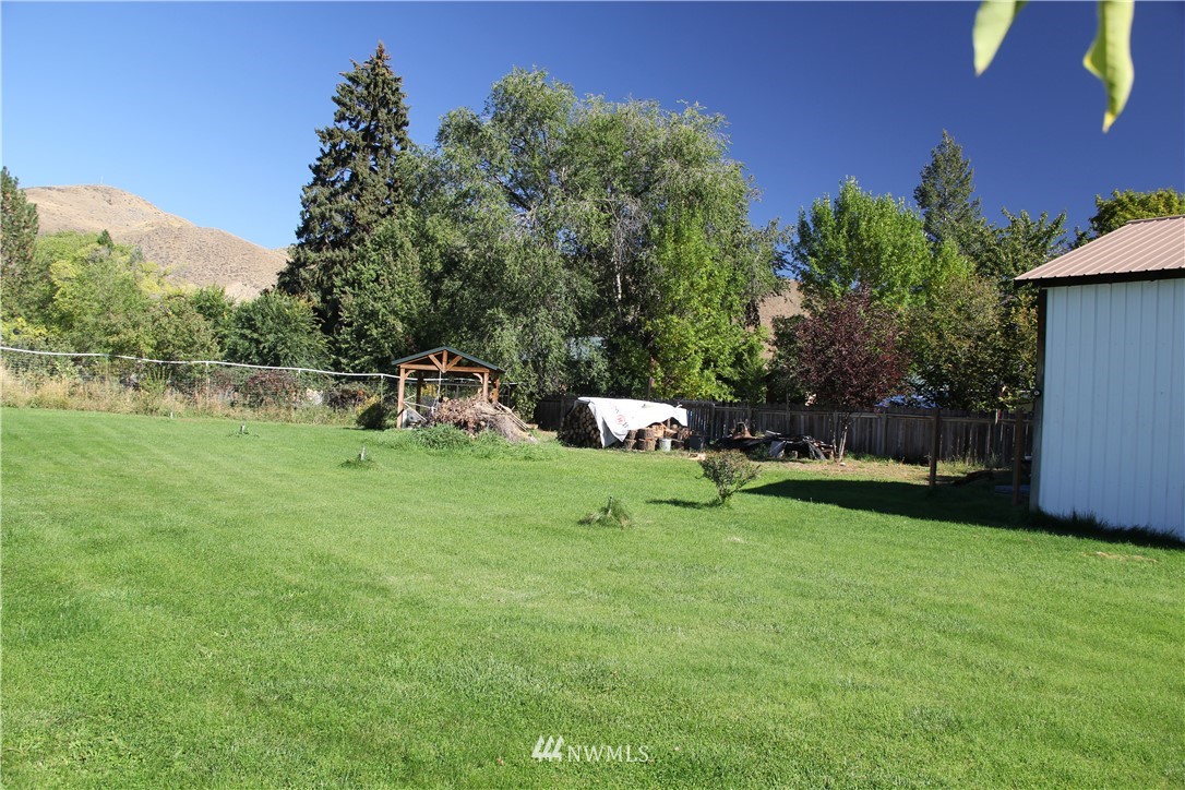 1008 Riverside Avenue Twisp, WA 98856 - Photo 5 of 22