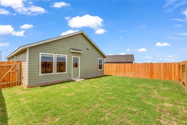 $1,700 | 516 Rancho Del Cielo Loop, Jarrell, TX 76537