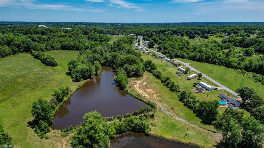 115 Washburn Lake Road Reidsville, NC 27320 - Photo 16 of 36