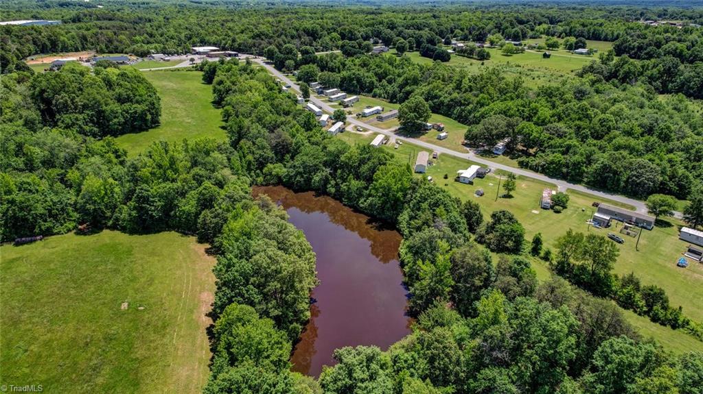 115 Washburn Lake Road Reidsville, NC 27320 - Photo 18 of 36