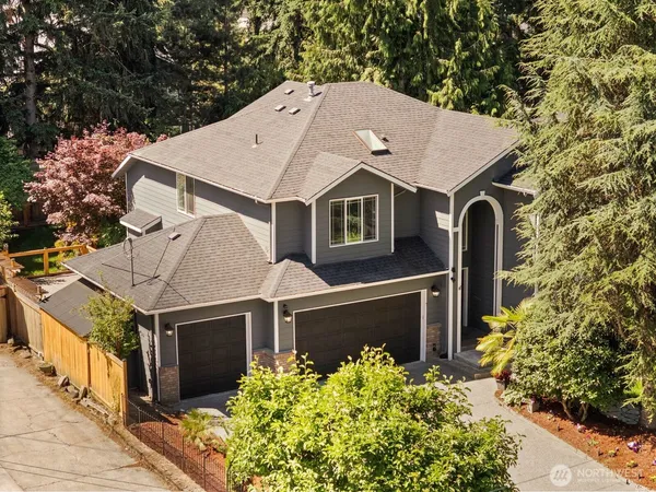 $1,050,000 | 2106 120th Place Southeast, Everett, WA 98208