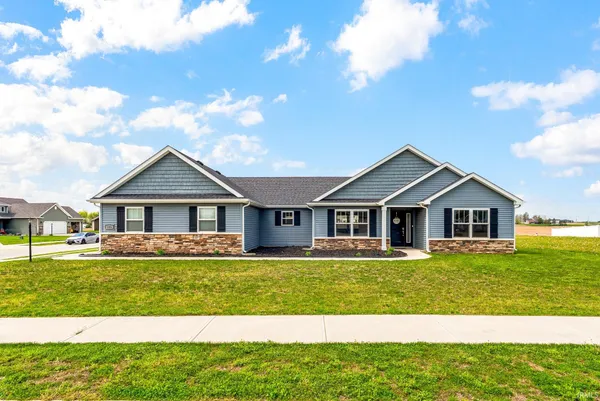 $344,900 | 1002 Garber Drive, North Manchester, IN 46962
