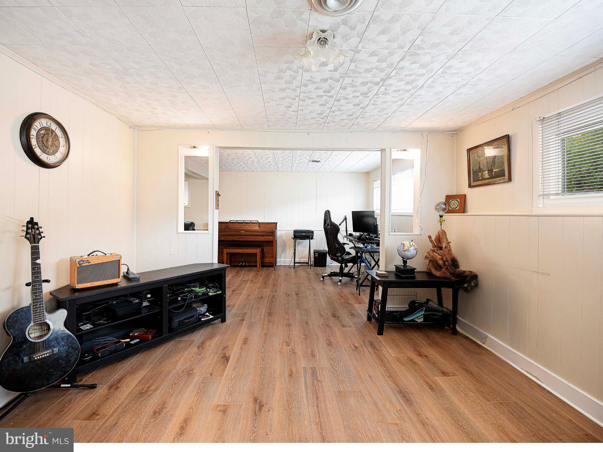 458 Roberts Way Aberdeen, MD 21001 - Photo 16 of 25 Space for recreation or work