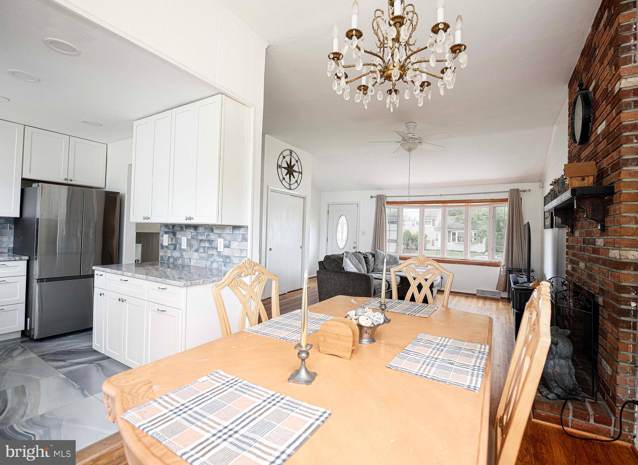 458 Roberts Way Aberdeen, MD 21001 - Photo 6 of 25 Dining conveniently next to the kitchen