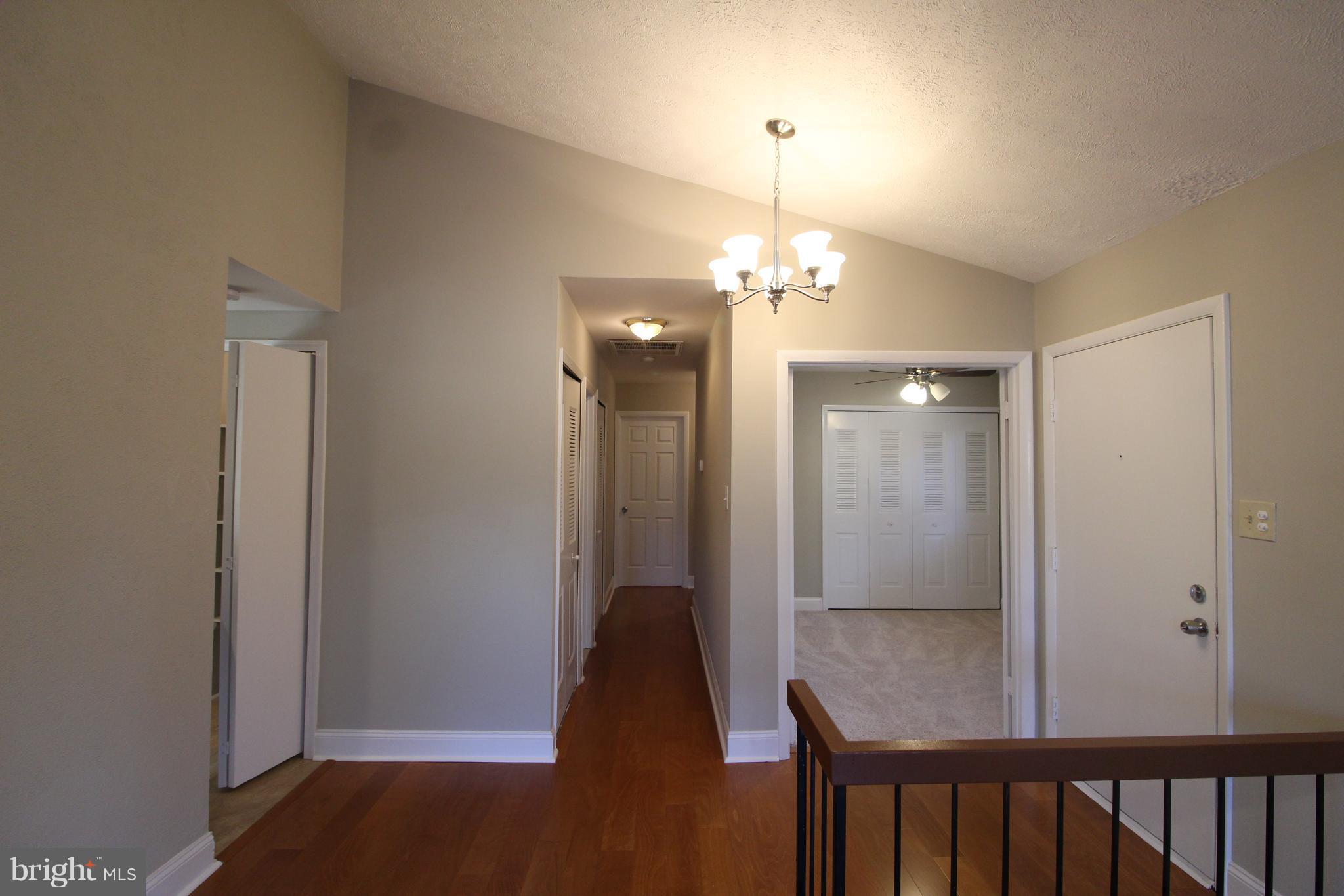 3 Greencastle Road Sterling, VA 20164 - Photo 8 of 23 Interior (General)