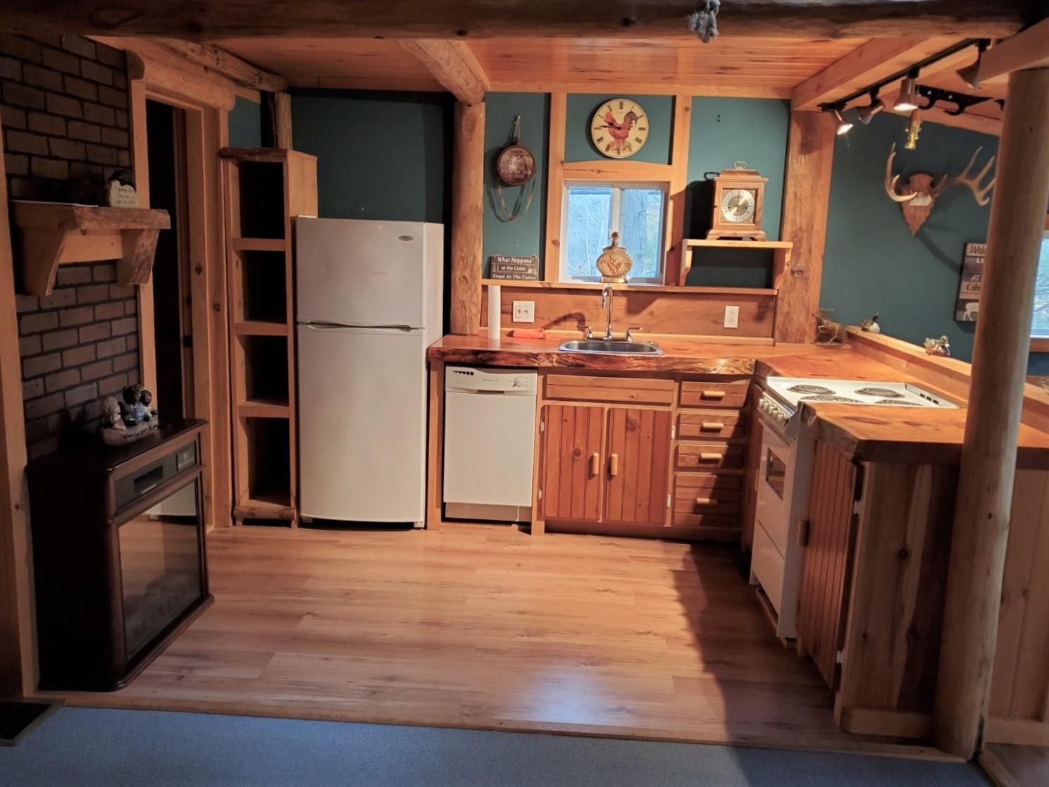 652 Town House Road Effingham, NH 03882 - Photo 6 of 17 Gallery Image 6