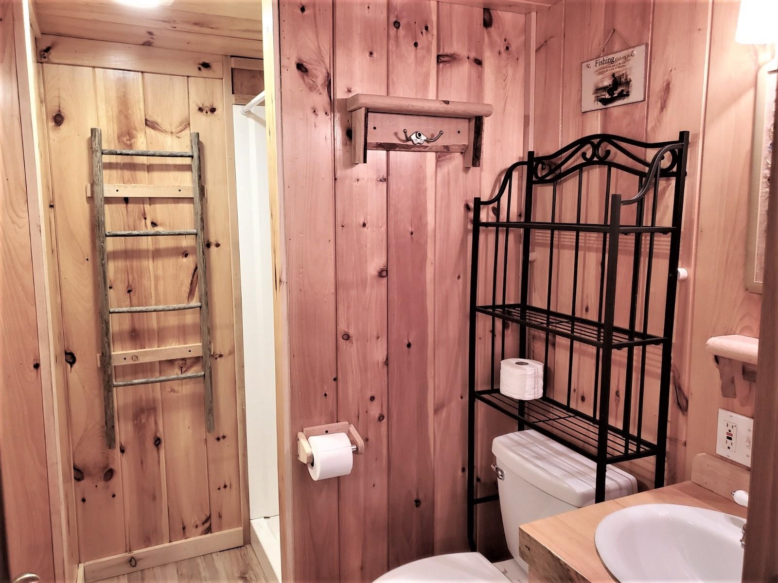 652 Town House Road Effingham, NH 03882 - Photo 9 of 17 Gallery Image 9