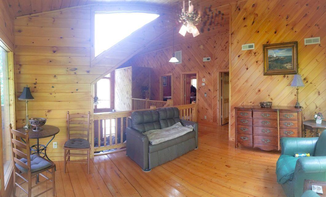 2010 Bluff Mountain Road Sevierville, TN 37876 - Photo 23 of 40 20210524163214595606000000-o