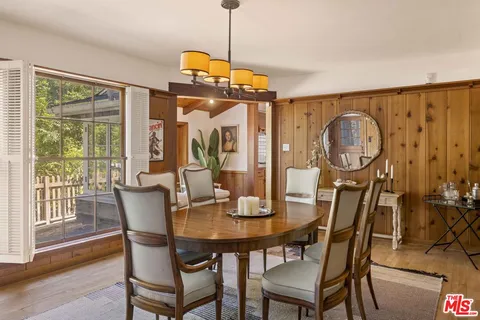 $1,329,950 | 14807 Round Valley Drive, Sherman Oaks, CA 91403