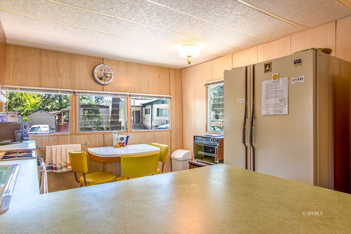 52901 Pine Cove Road, Unit 5 Idyllwild, CA 92549 - Photo 21 of 35 a view of an empty room with a window