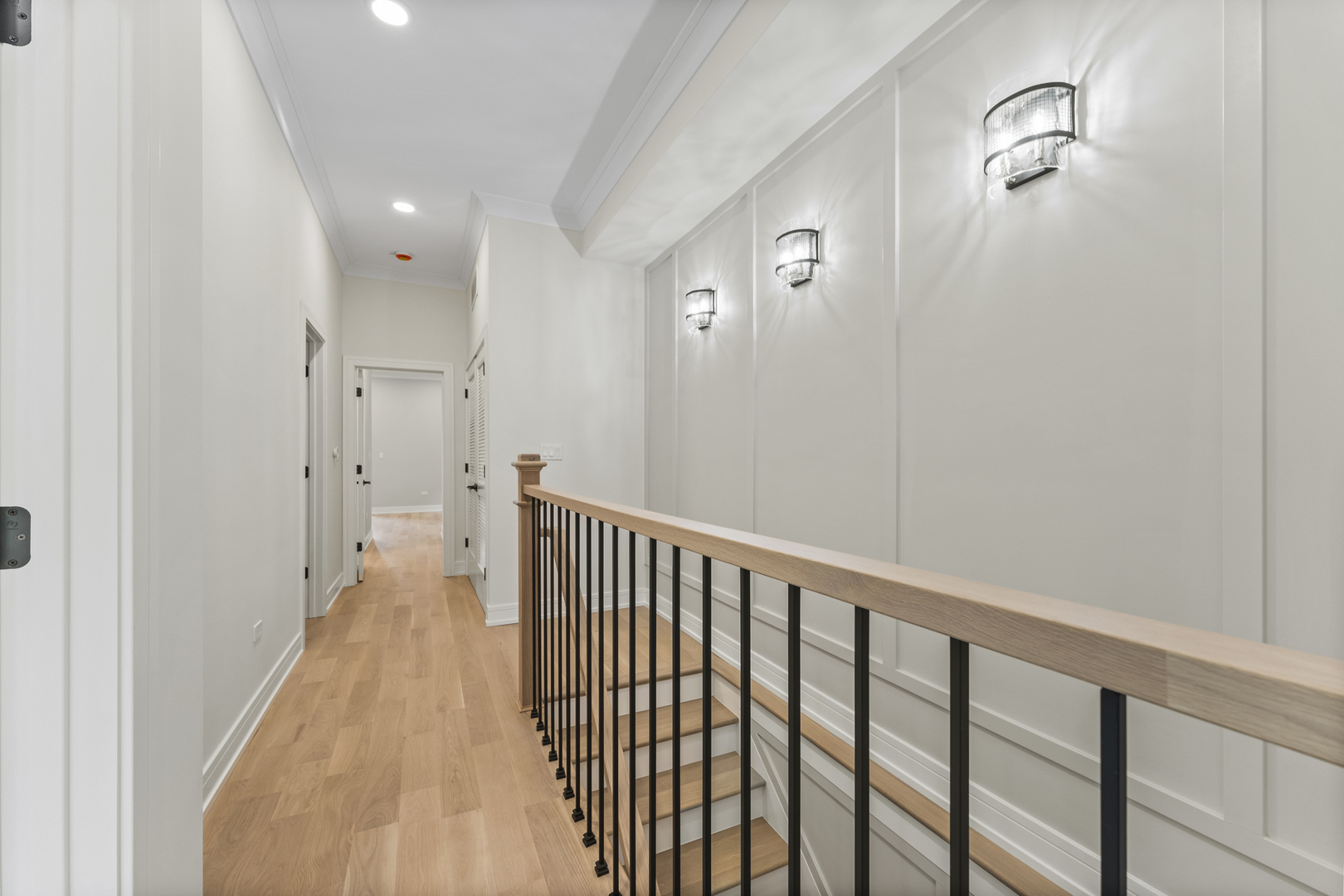 1519 West Addison Street Chicago, IL 60613 - Photo 14 of 46 Gallery Image 14
