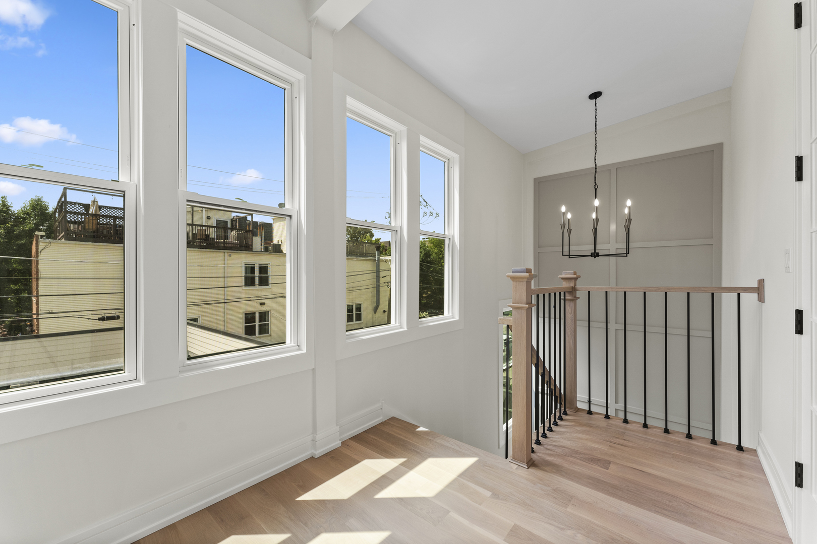 1519 West Addison Street Chicago, IL 60613 - Photo 18 of 46 Gallery Image 18