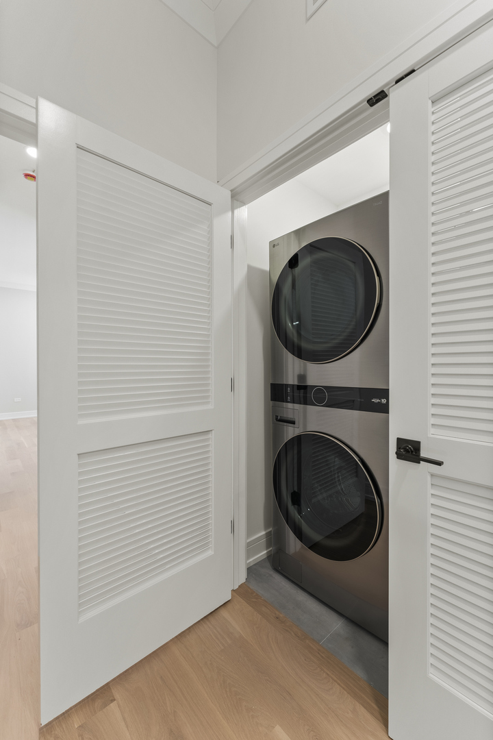 1519 West Addison Street Chicago, IL 60613 - Photo 26 of 46 Gallery Image 26