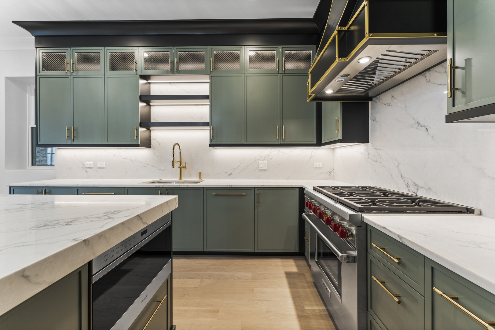 1519 West Addison Street Chicago, IL 60613 - Photo 8 of 46 Gallery Image 8