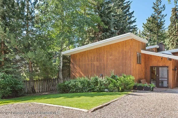 $15,000 | 309 West North Street, Unit B, Aspen, CO 81611