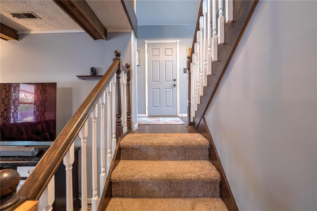 222 Leaning Tree Road Greenwood, IN 46142 - Photo 21 of 39 Gallery Image 21