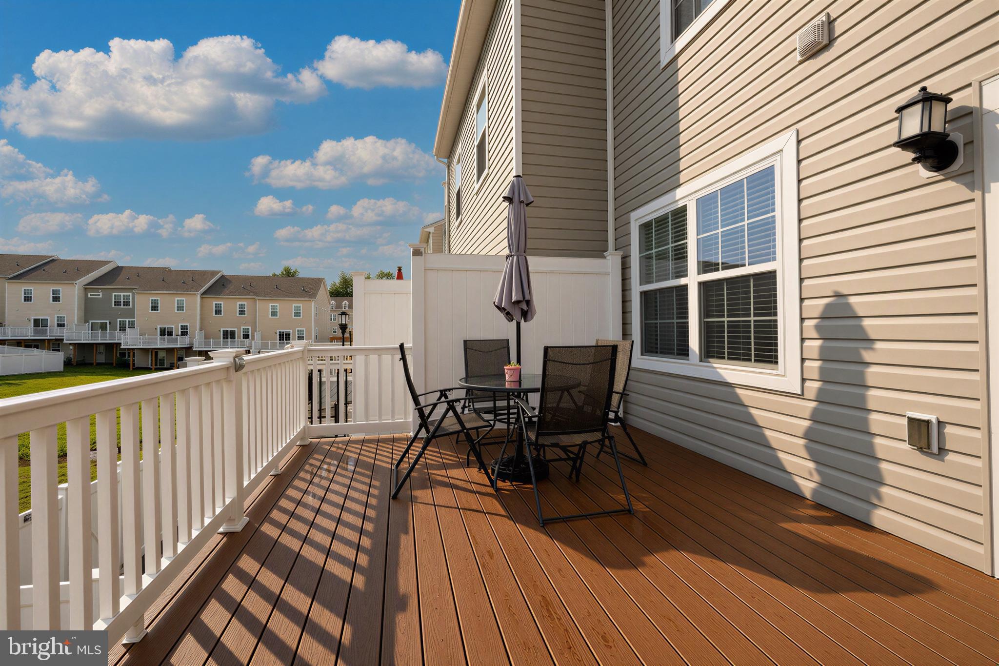 23658 Crosswinds Way California, MD 20619 - Photo 12 of 54 Vinyl railings and trex deck boards