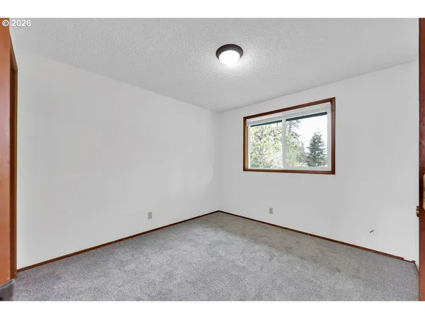 $535,000 | 25122 Cheney Drive, Veneta, OR 97487