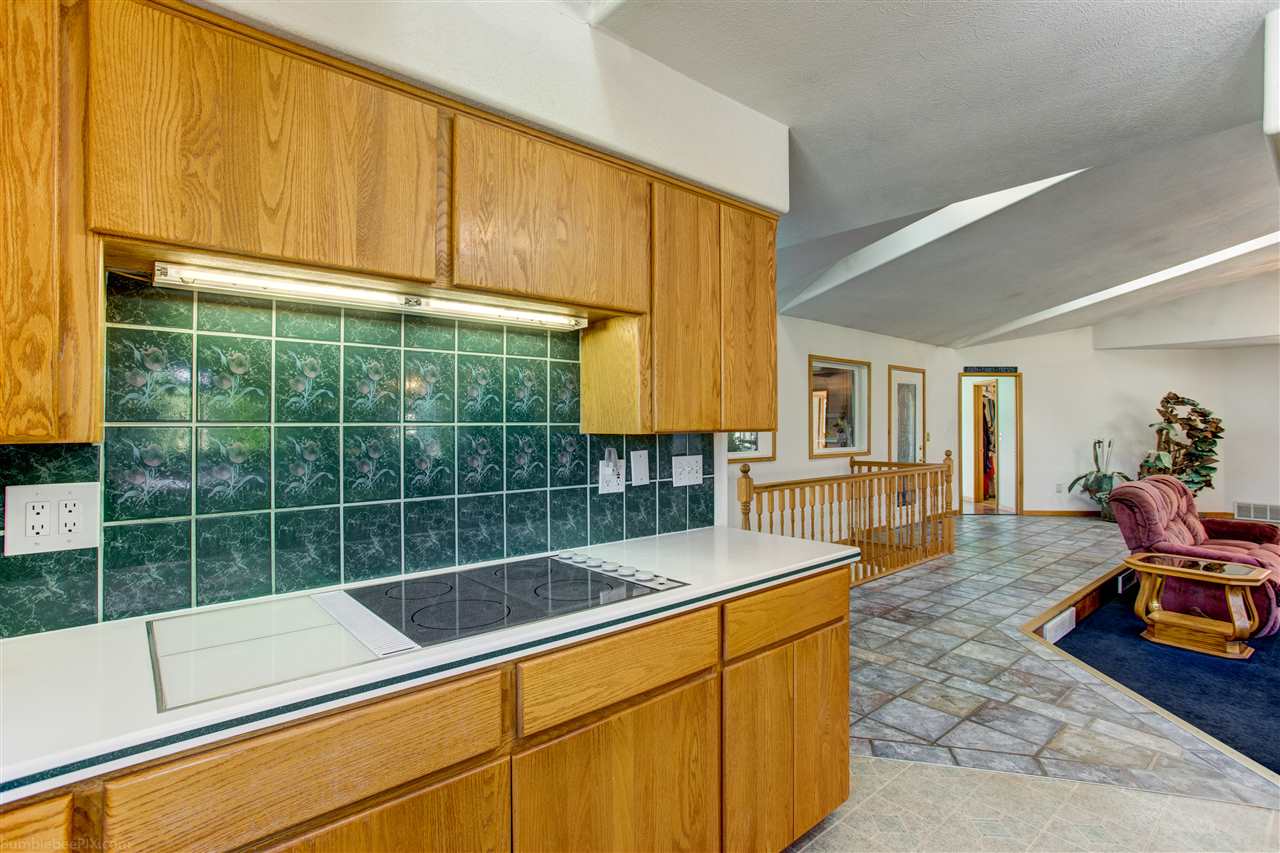 3621 West Smythe Road Cheney, WA 99004 - Photo 11 of 41