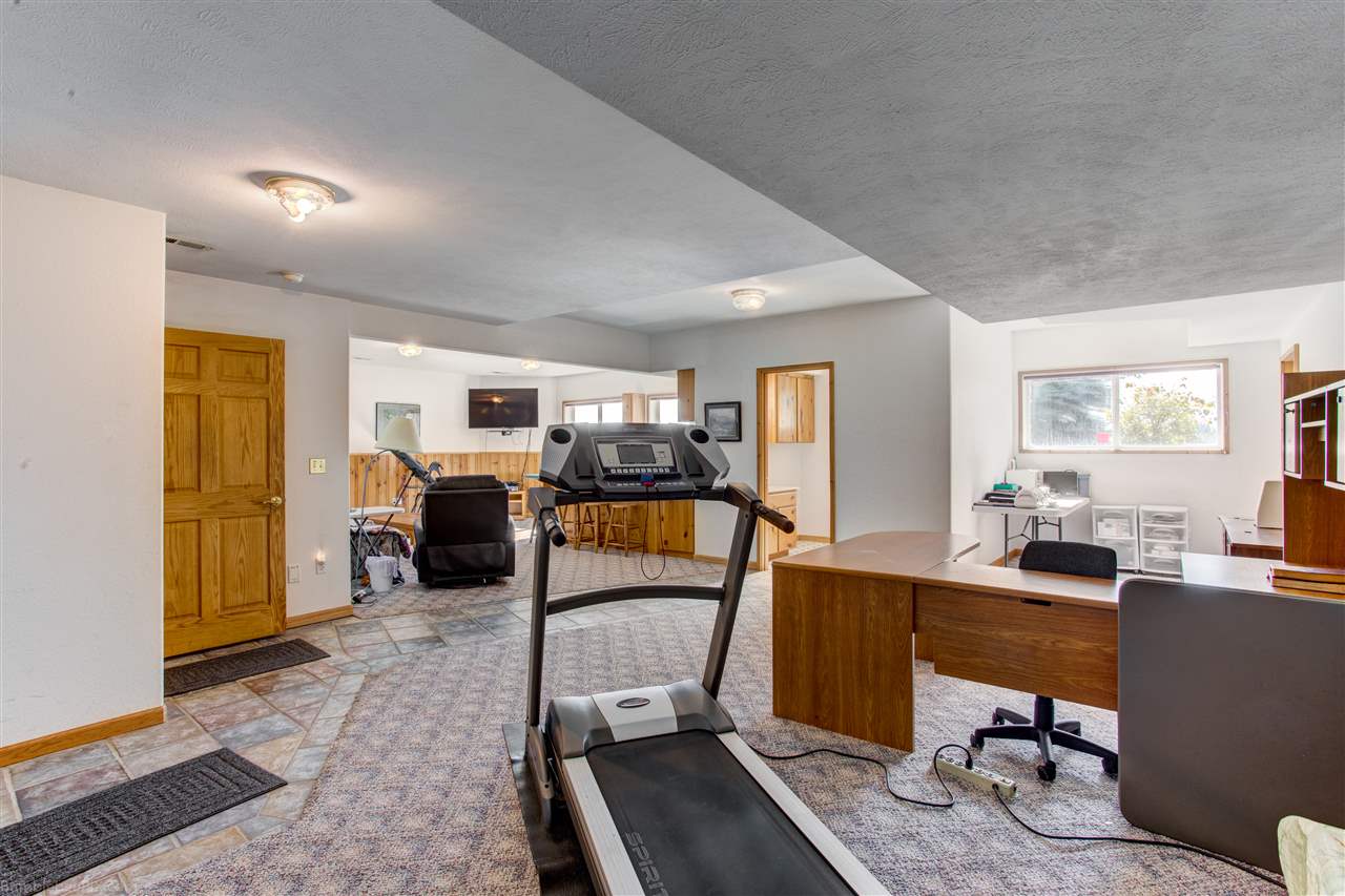 3621 West Smythe Road Cheney, WA 99004 - Photo 22 of 41