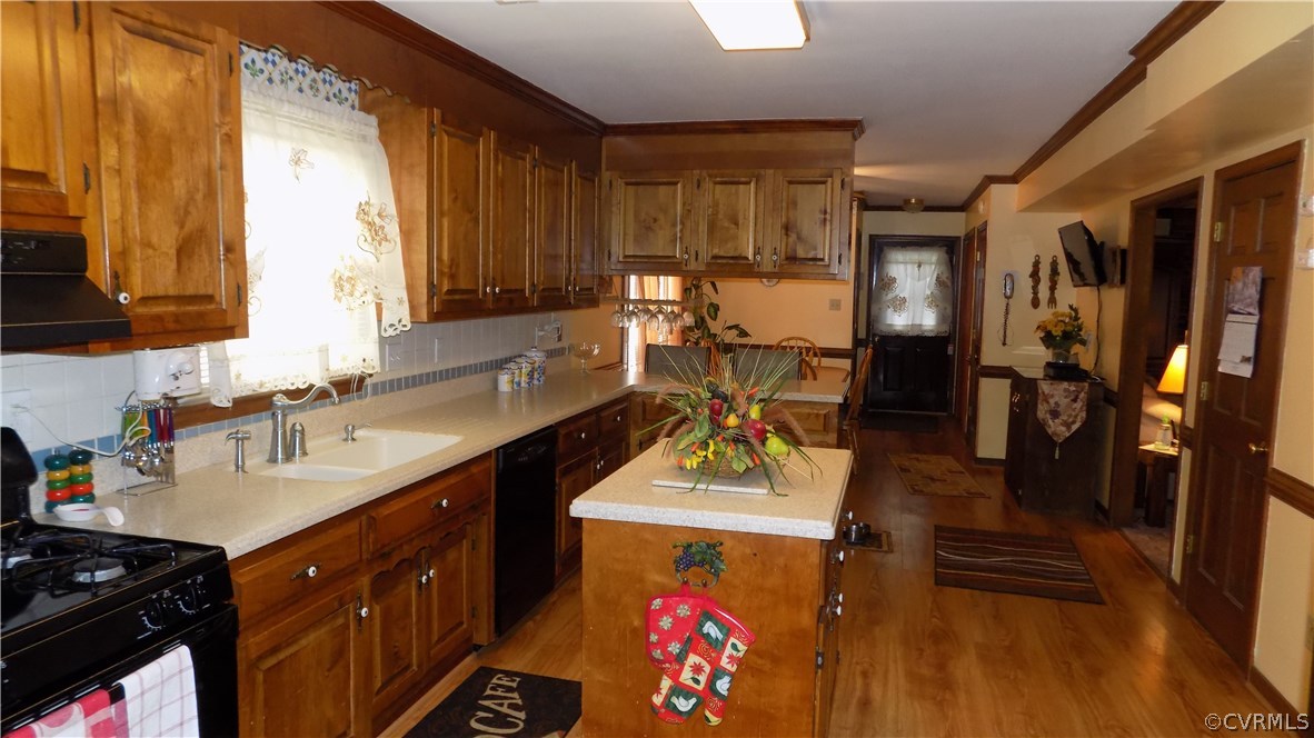5330 Hopkins Road Richmond, VA 23234 - Photo 11 of 43 Kitchen is 16X13 sq. ft. corian counter top and tw