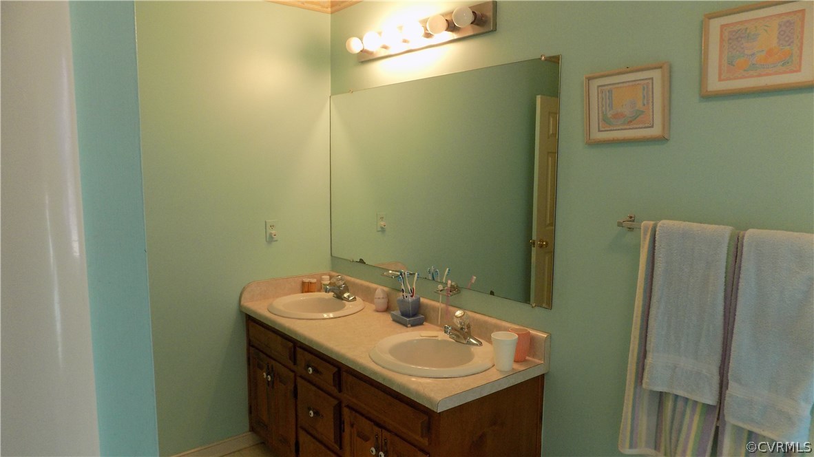 5330 Hopkins Road Richmond, VA 23234 - Photo 26 of 43 Double vanity sinks