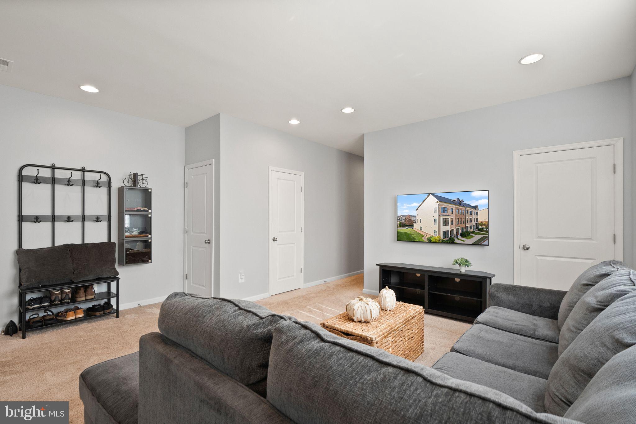 20431 Codman Drive Ashburn, VA 20147 - Photo 15 of 68