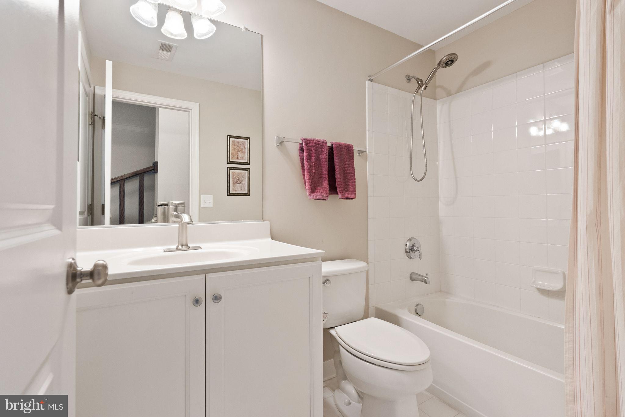 20431 Codman Drive Ashburn, VA 20147 - Photo 17 of 68