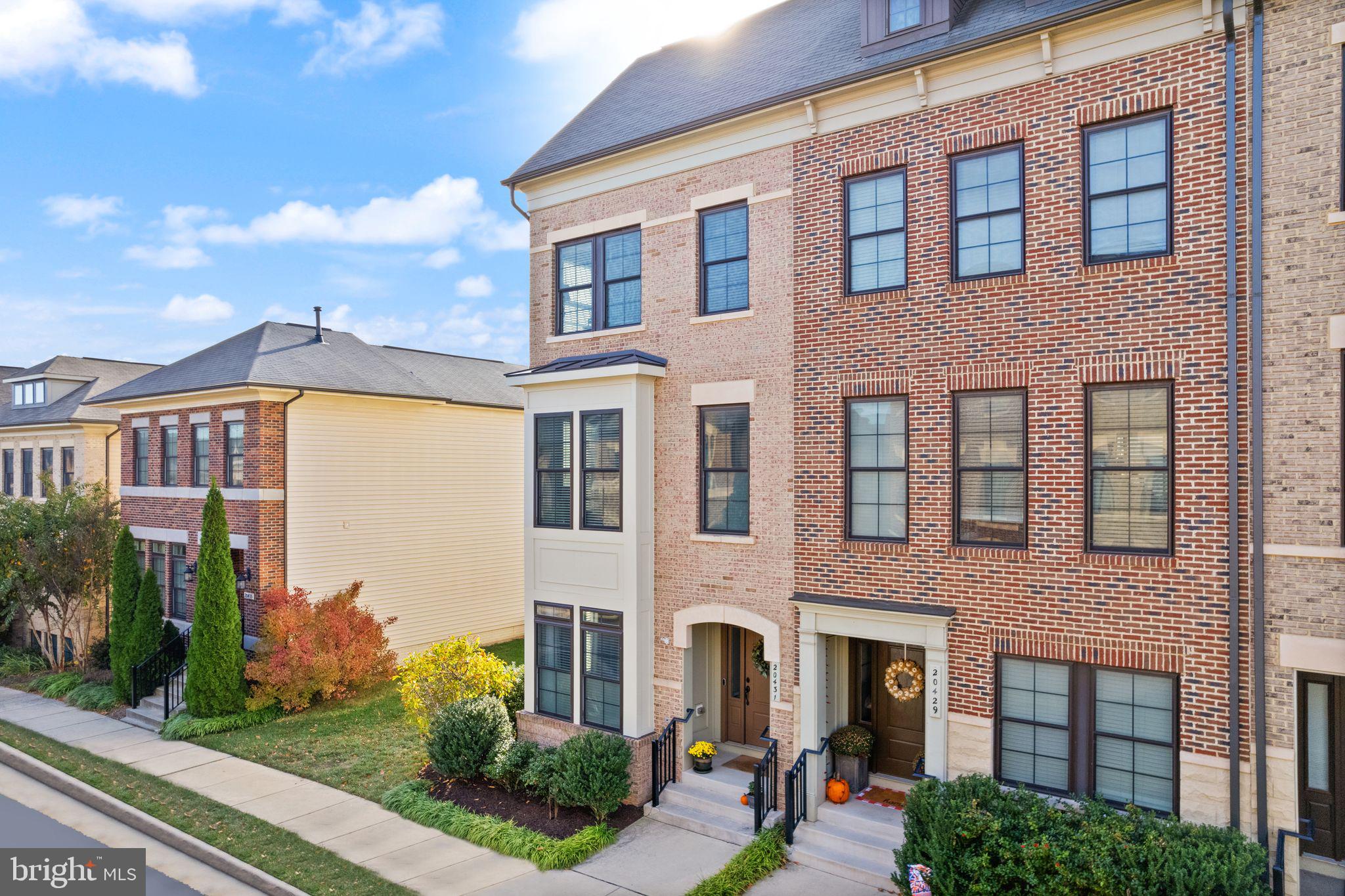 20431 Codman Drive Ashburn, VA 20147 - Photo 2 of 68