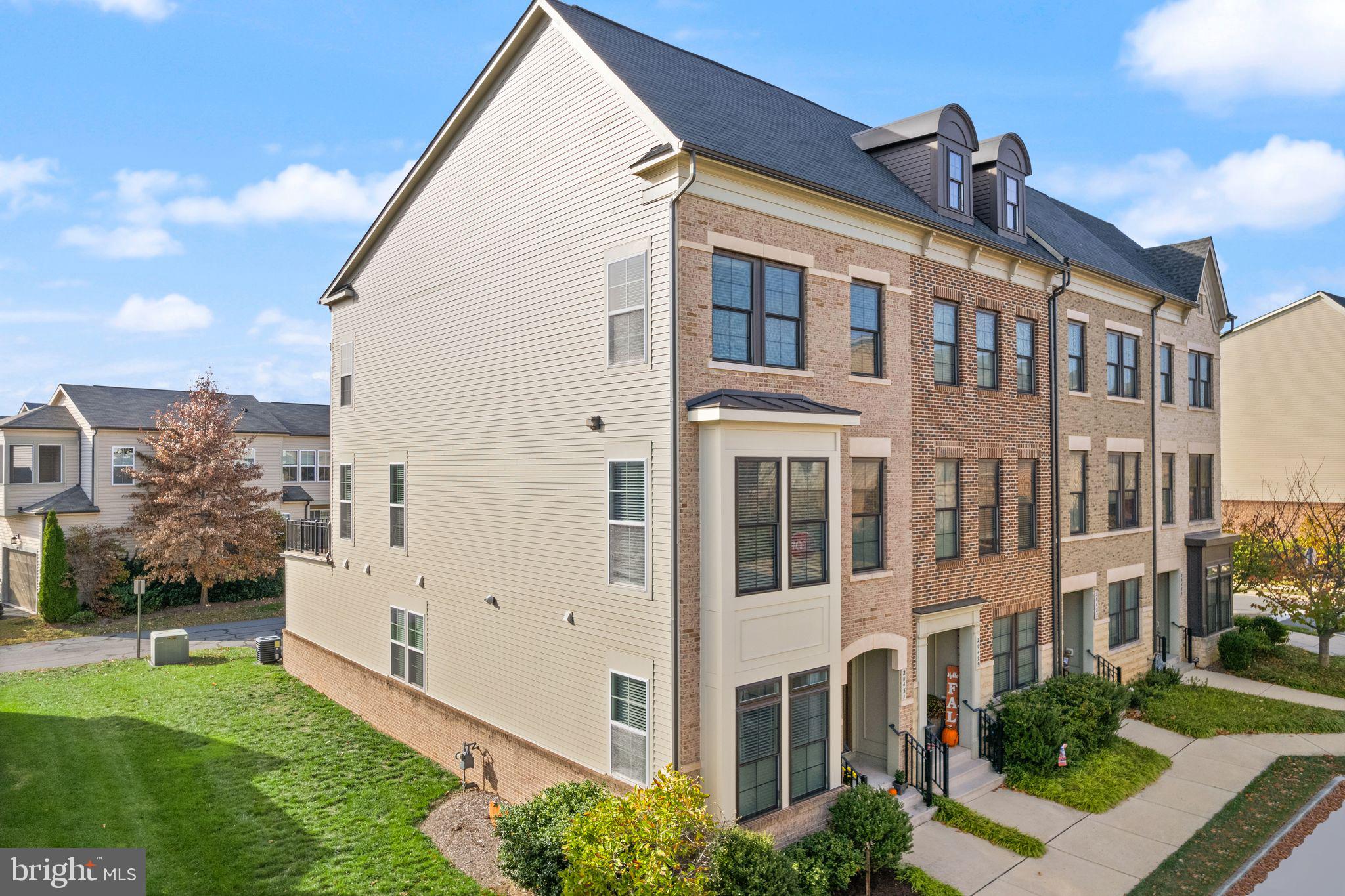 20431 Codman Drive Ashburn, VA 20147 - Photo 3 of 68