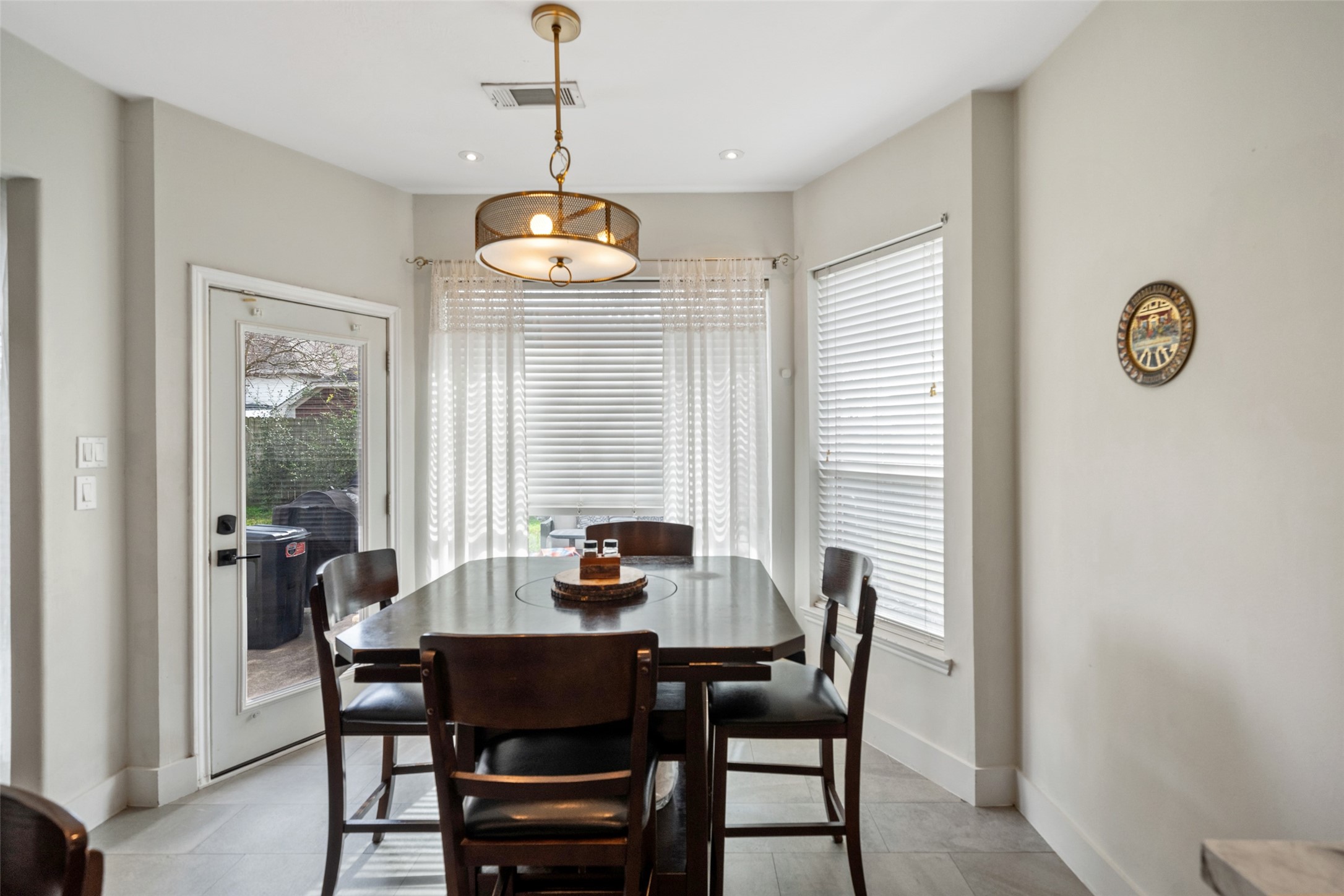 6330 Merona Lane Houston, TX 77041 - Photo 11 of 30