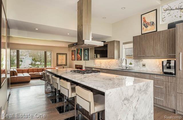 18230 Beverly Road Beverly Hills, MI 48025 - Photo 12 of 47